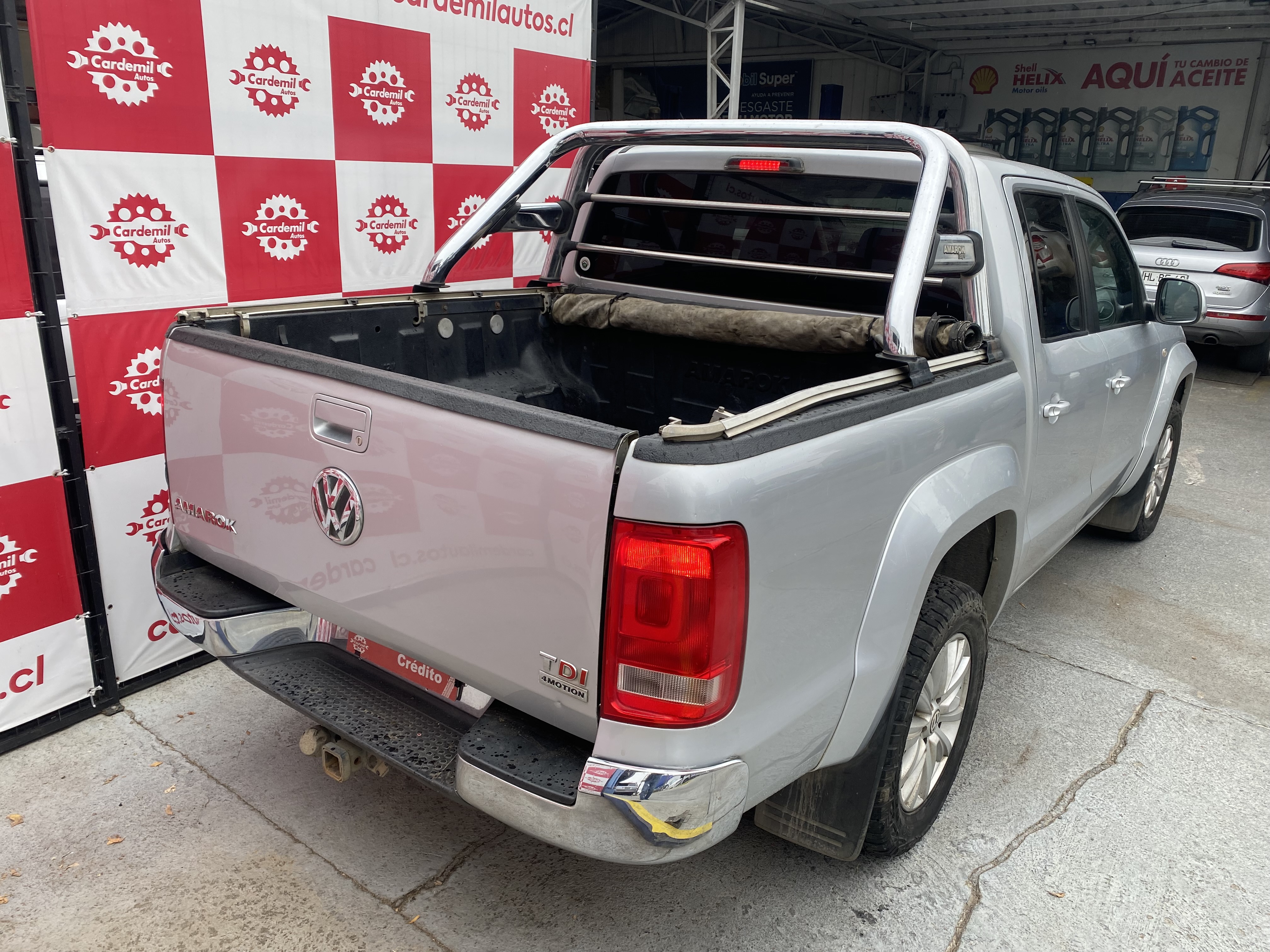 2VOLKSWAGEN AMAROK...