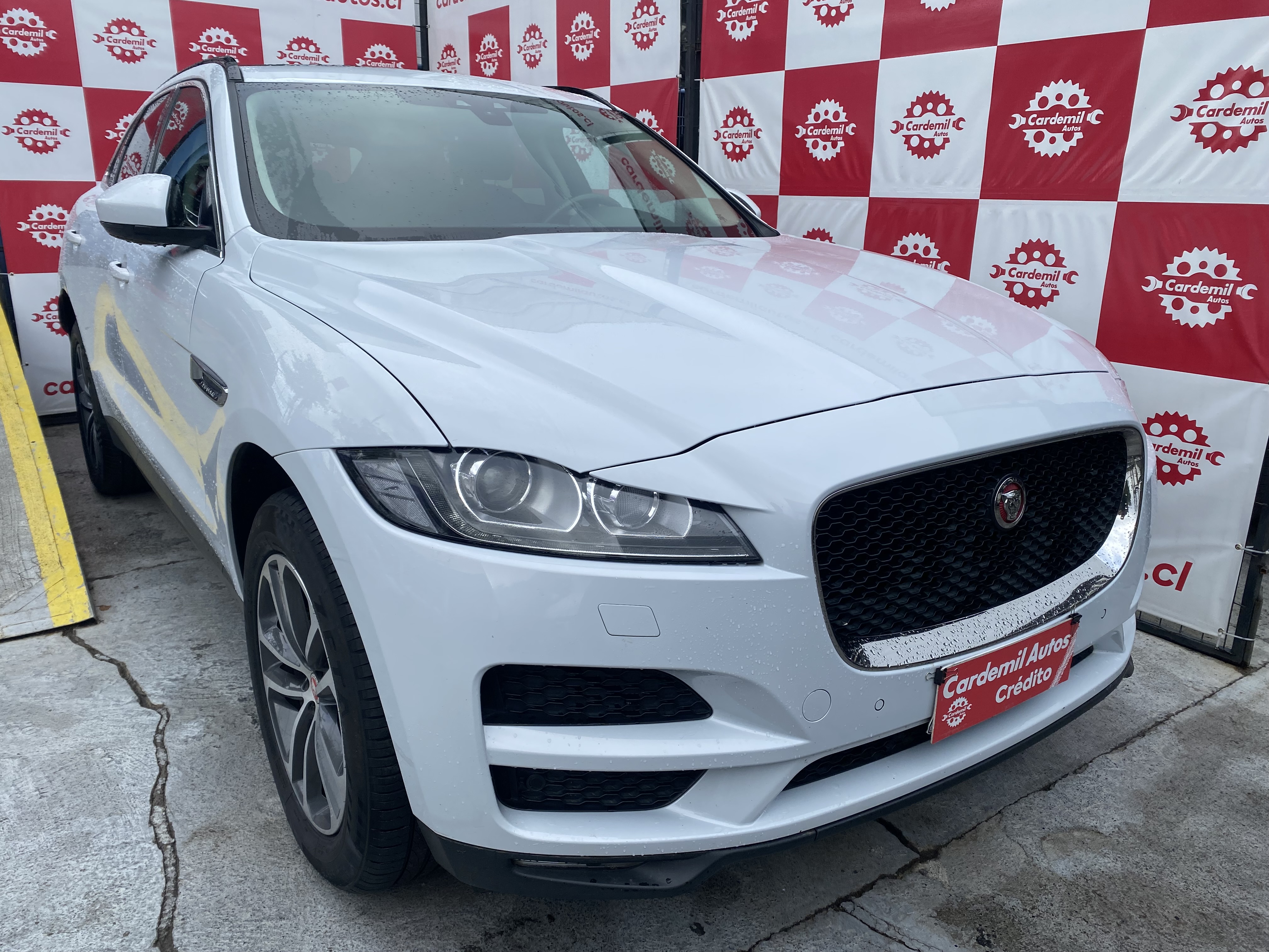 veh-jaguar-f-pace-prestige-awd-
