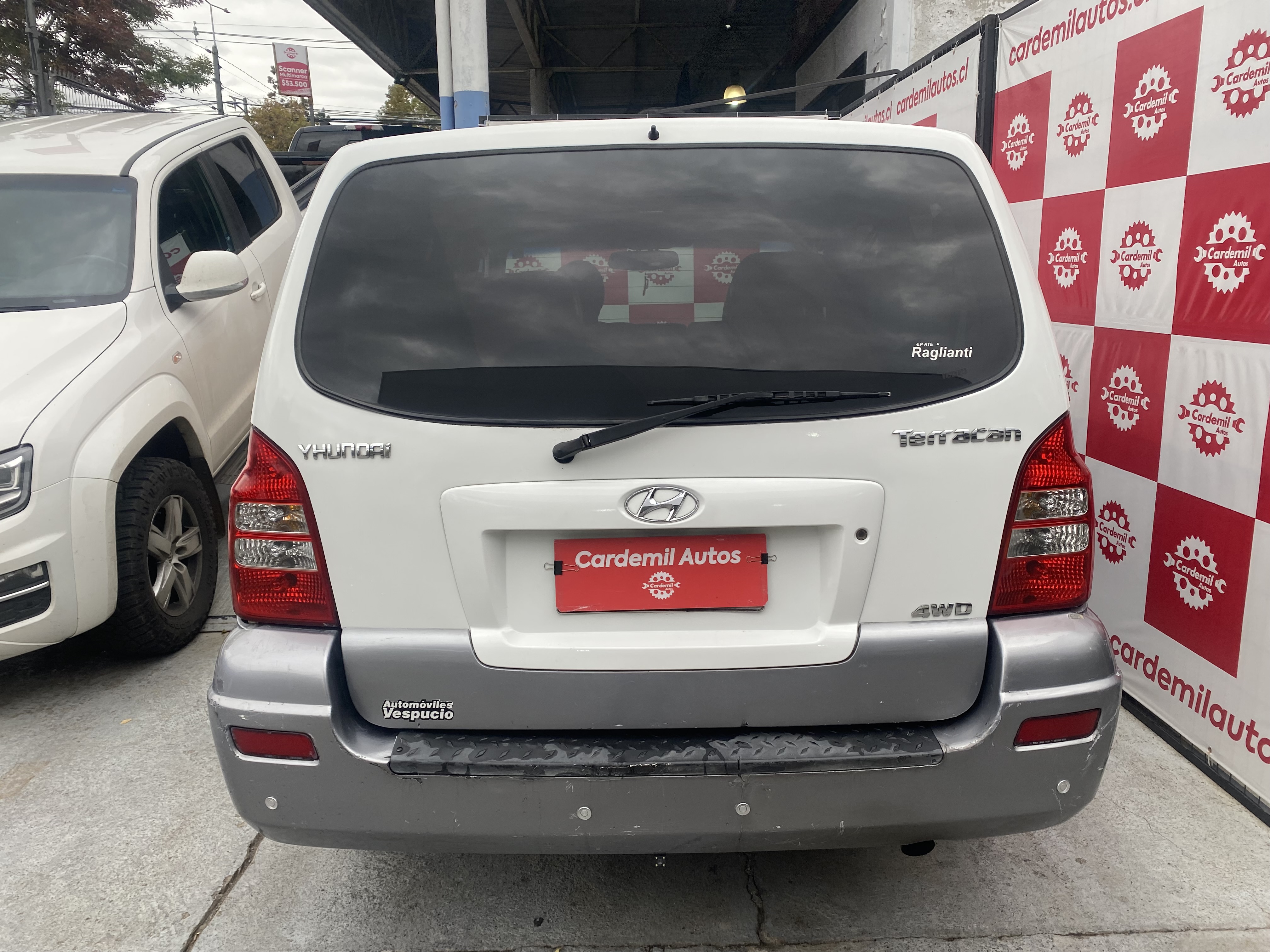 5HYUNDAI TERRACAN...