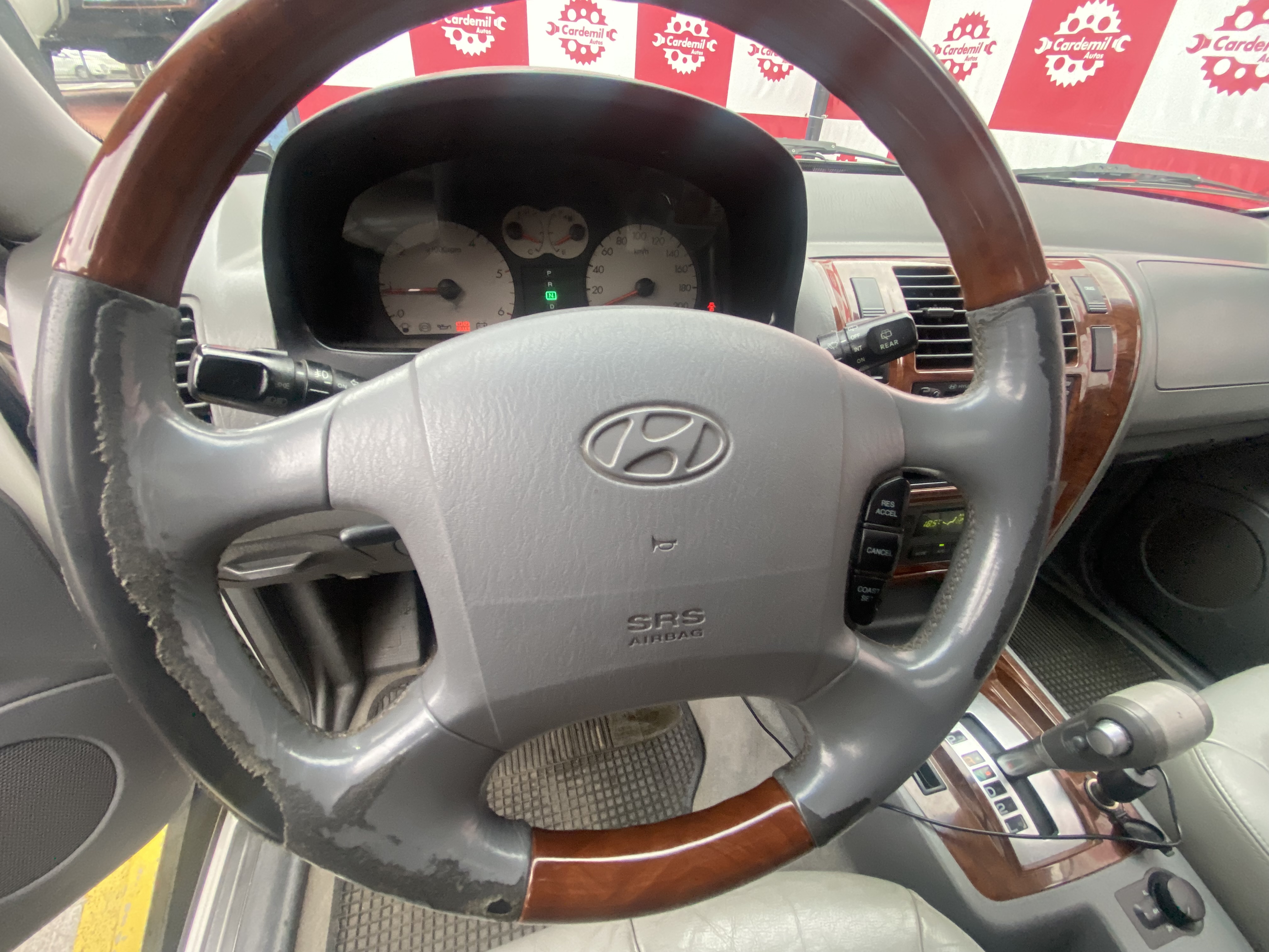 10HYUNDAI TERRACAN...