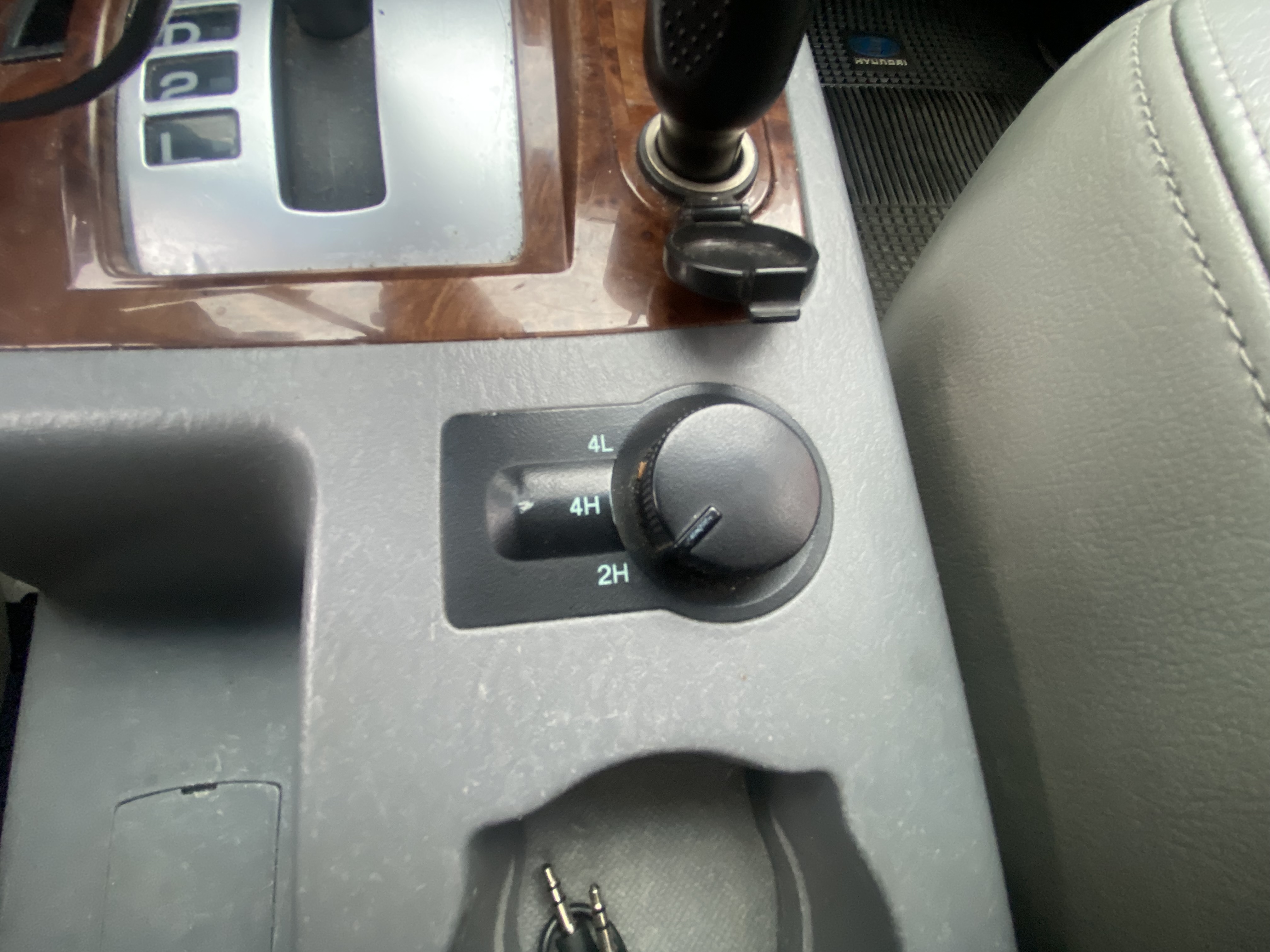 11HYUNDAI TERRACAN...