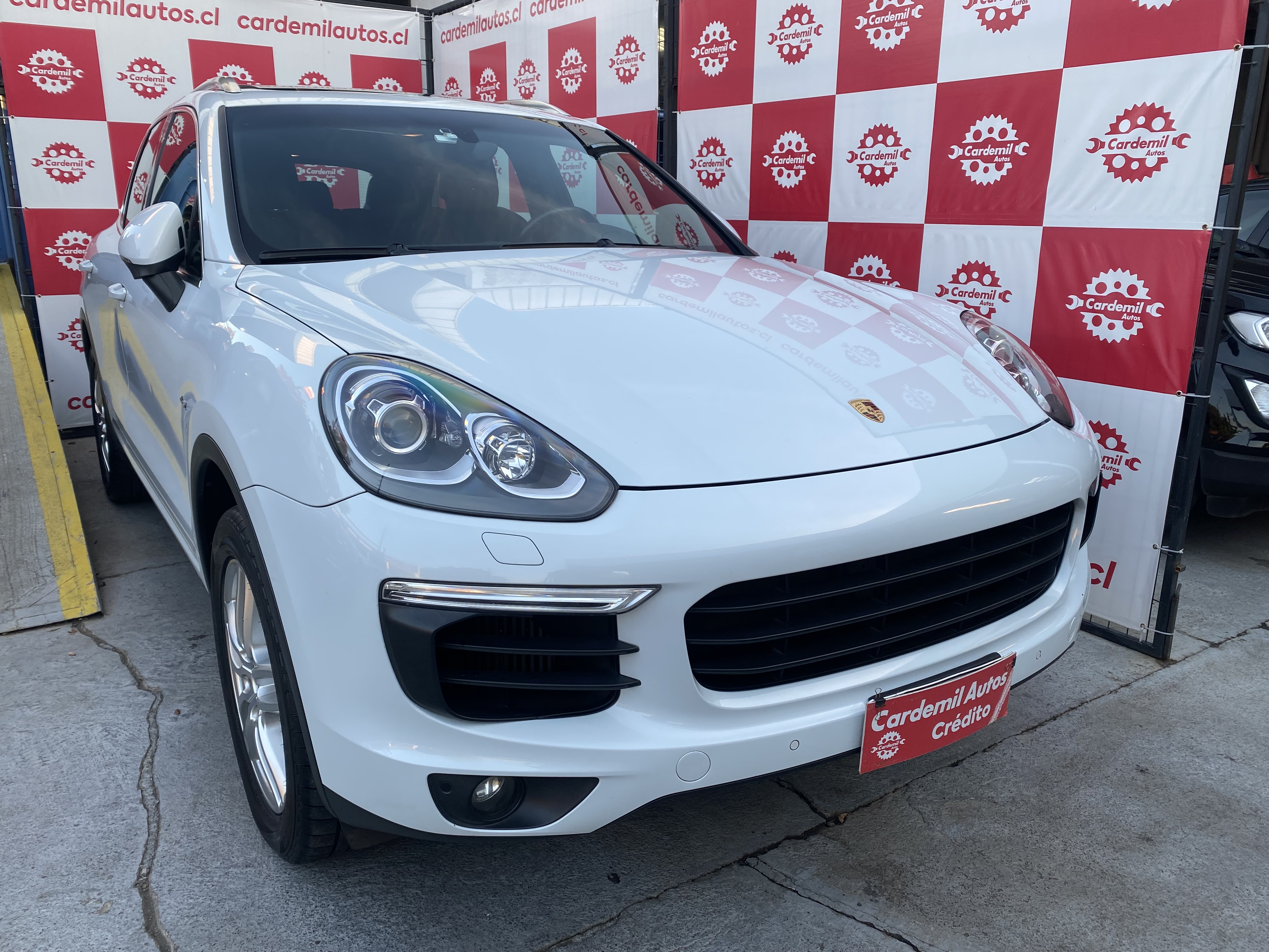 veh-porsche-cayenne-