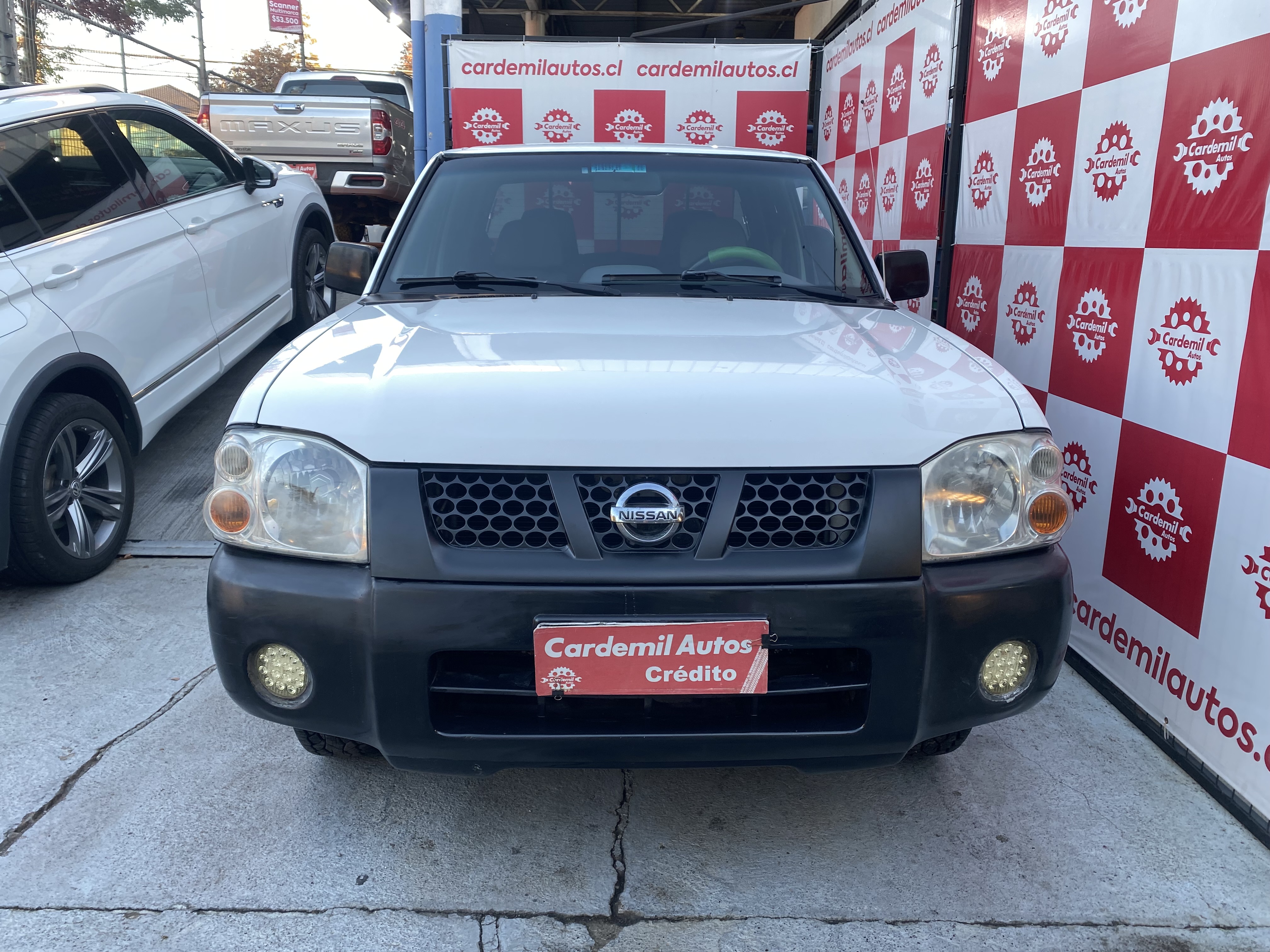 1NISSAN TERRANO DX...
